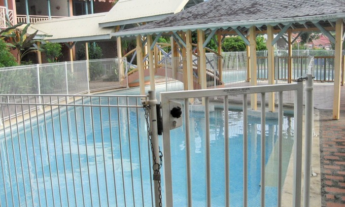 Sainte-Anne Apartment | Homerez - Studio in Sainte-Anne.