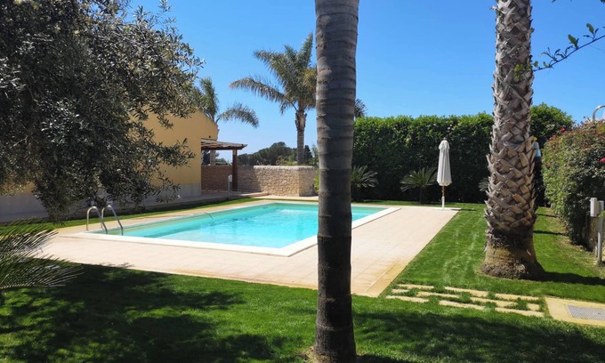 Scicli Villa | Homerez - Sunny Villa in Scicli with Private Pool