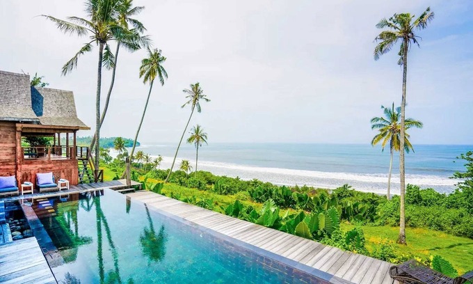 Suraberata Villa | Homerez - Villa in Tabanan, sea view