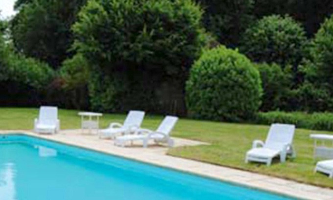 La Quinte Villa | Homerez - Villa for 16 ppl. with swimming-pool, terrace and balcony at La Quinte
