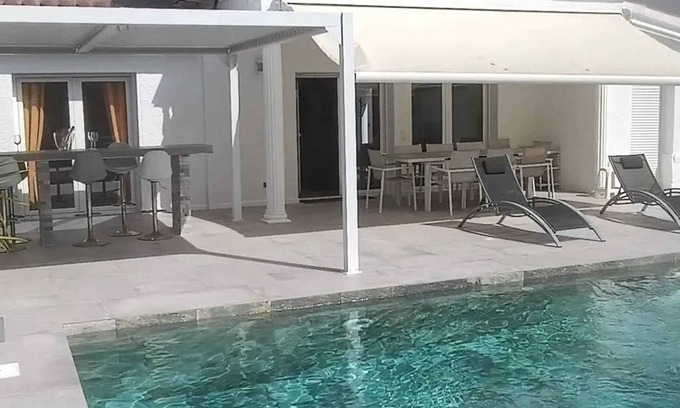 Empuriabrava Villa | Homerez - Villa in Empuriabrava
