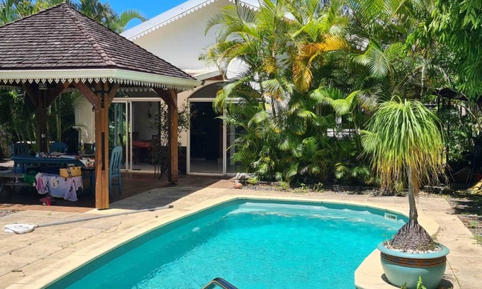 Bois de Nefles Villa | Homerez - Villa in Saint-Paul, Réunion.