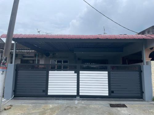 Tanjung Malim House | Homestay Bonda - Unit E