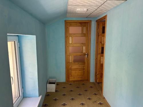 Rushon House | Homestay Guliston
