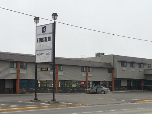 Vanderhoof Hotel | Homestead Inn & Suites