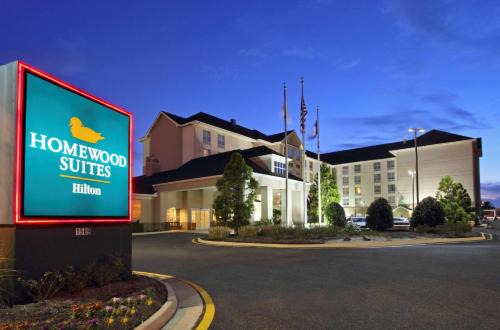 Greenbrier East Hotel | Homewood Suites by Hilton Chesapeake - Greenbrier