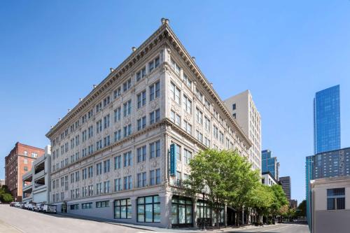 Downtown Nashville Hotel | Homewood Suites by Hilton Nashville Downtown