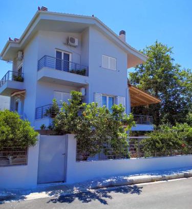 Nea Artaki Villa | Homey Family ArtAki