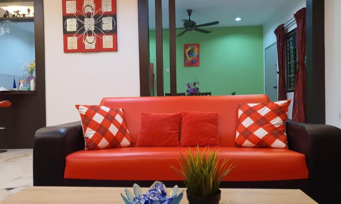 Sungai Pelek Ski Chalet | Homey Homestay