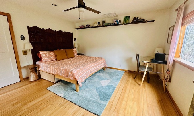 San Marcos Bed & Breakfast | Honey Comb Guest Suite (shared house)