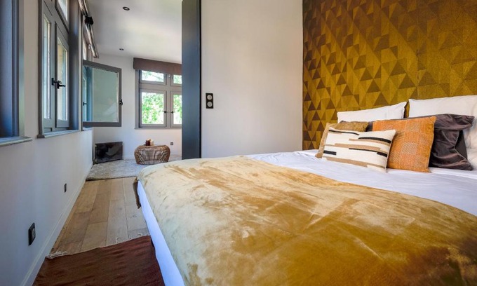 Fourviere Apartment | HONORÊ SUITE VUE SAONE