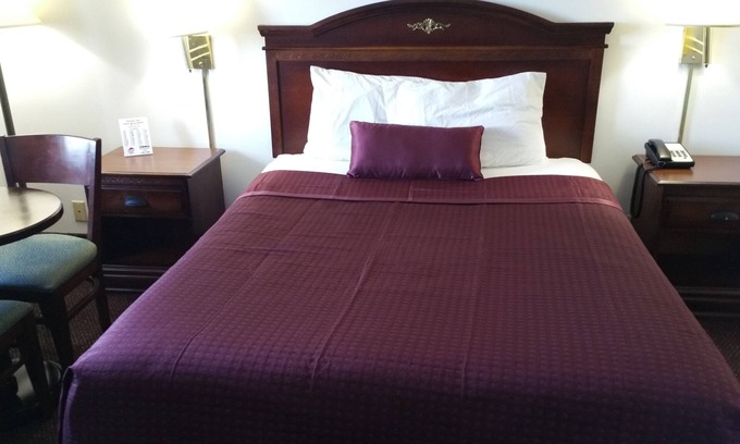 Portland Hotel | Hoosier Inn