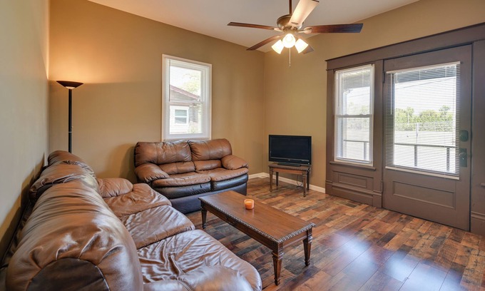 Hopkinsville House | Hopkinsville Home: Walk to Downtown!