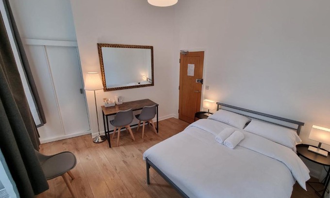 Elephant and Castle House | Horangee Pocha