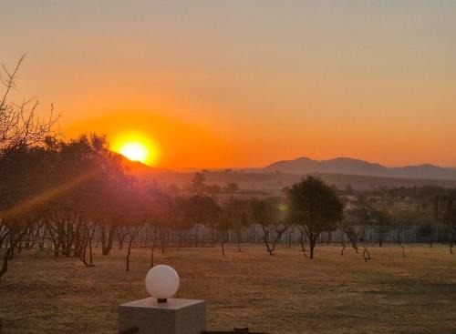 Lanseria House | Hornbill Self Catering Cottages Muldersdrift
