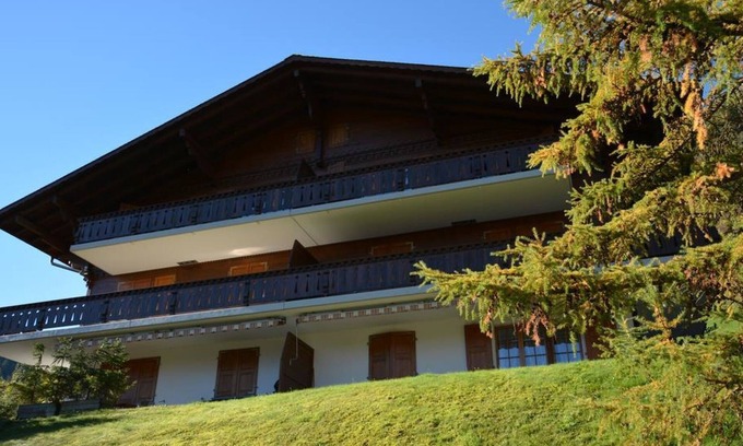 Saanen Apartment | Hornflue (Wohlwender) by Interhome