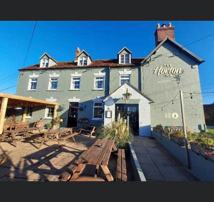 Wimborne Saint Giles Bed & Breakfast | Horton Inn