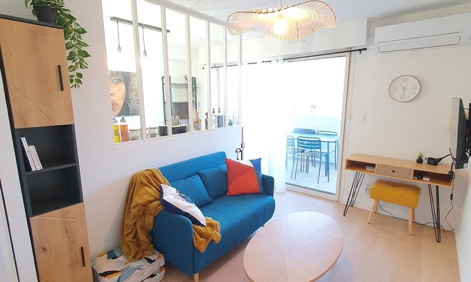 Saint-Eloi Apartment | Hospital-Faculty apartment near the city center