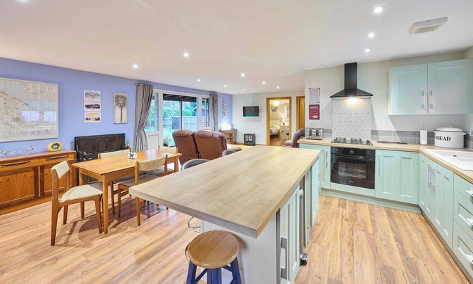 Aldborough Ski Chalet | Host & Stay | Dovecote View