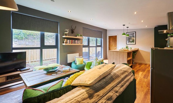 South Charlton Apartment | Host & Stay - Forest Green Lodge
