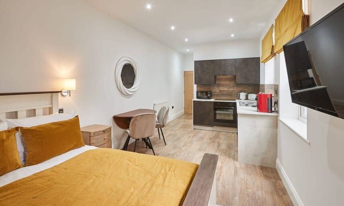 Saltburn-by-the-Sea Apartment | Host & Stay | Studio Pod 1