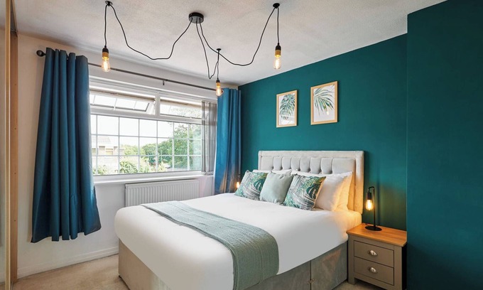 Blacon House | Host & Stay | Greenway House