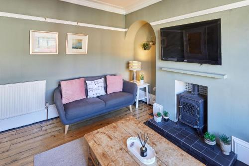 Skelton-in-Cleveland House | Host & Stay - High Street