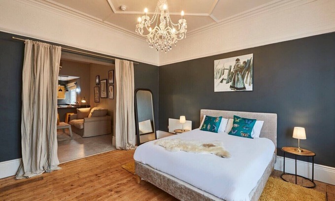 Whitley Bay Apartment | Host & Stay | Northville Arrifana