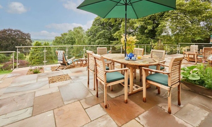 Hognaston House | Host & Stay | The View at Orchard View