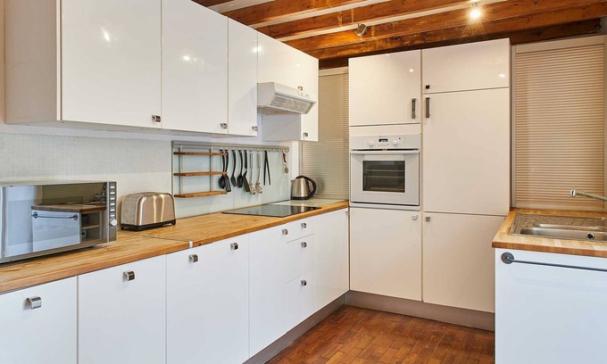 Trefor House | Host Stay Trefor Cottage
