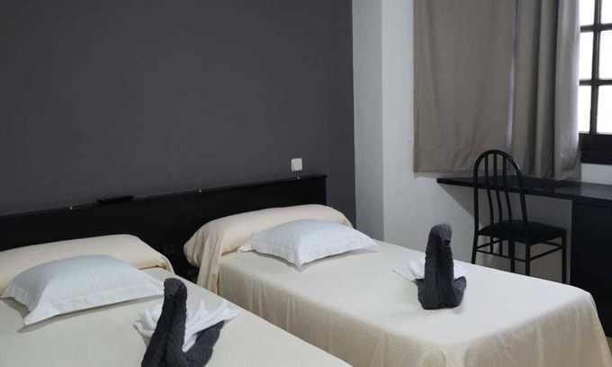 Brunete Hotel | Hostal Asador Julian Brunete