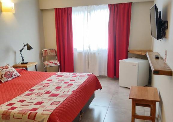 10 de Diciembre Hostel | Hostal El Korú