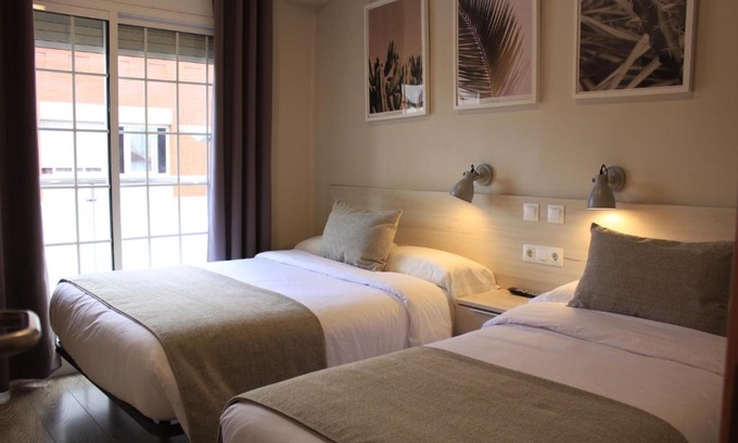 Sabadell House | Hostal La Romànica