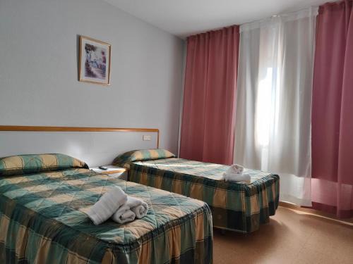 La Puebla de Hijar Hotel | Hostal Restaurante Venta del Barro