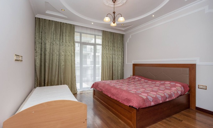 Sololaki Apartment | HostLand Apartment on Ingorokva