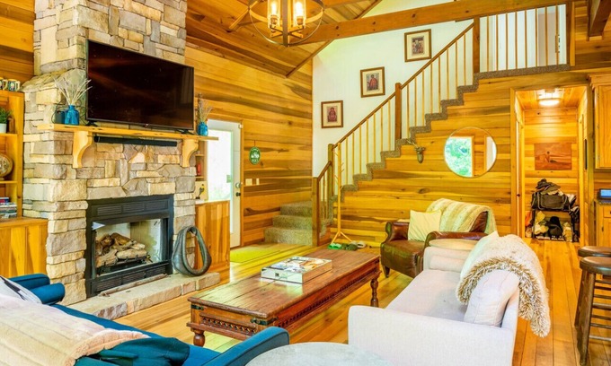 Hot Springs Apartment | Hot Springs Cabin | Fall Deals Sept–Dec Waterfall