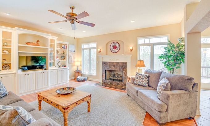 Hot Springs Village House | Hot Springs Village Getaway: Golf, Hike, Bike!