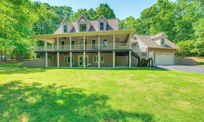 Mineral House | Hot Tub & Amenity Access: Lake Anna Retreat!