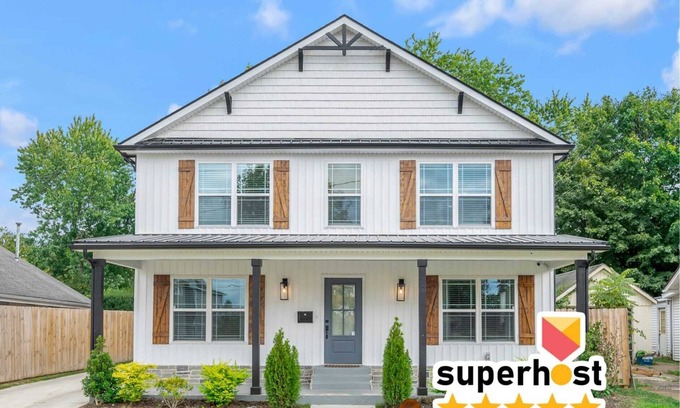 Lexington House | Hot Tub | Close to Downtown | Game Room | Fire Pit |