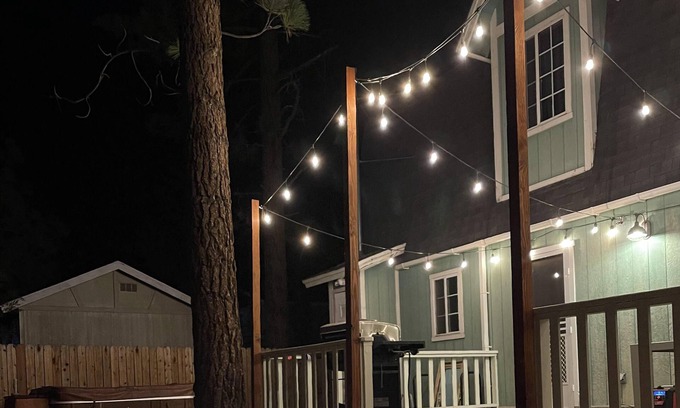Big Bear City Cottage | Hot Tub! "Cottage Sleeps 6”