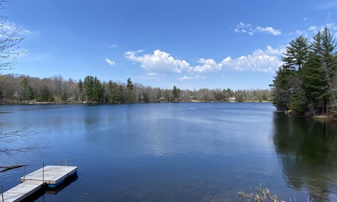 South Boardman House | Hot tub & Pool table! Waterfront home on Perch Lake outside Traverse City