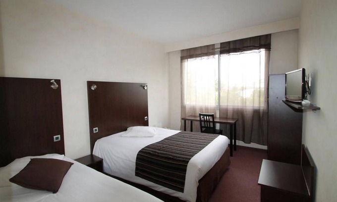 Saint-Priest Hotel | Hotel ∙ 1 bedroom ∙ 3 guests