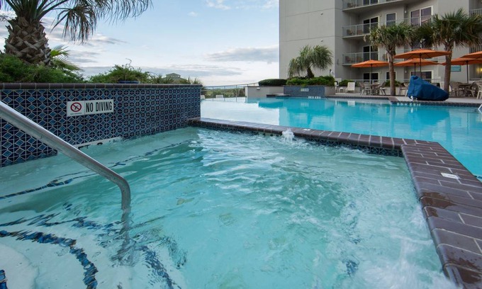 Beachside Village Hotel | Hotel ∙ 1 bedroom ∙ 2 guests