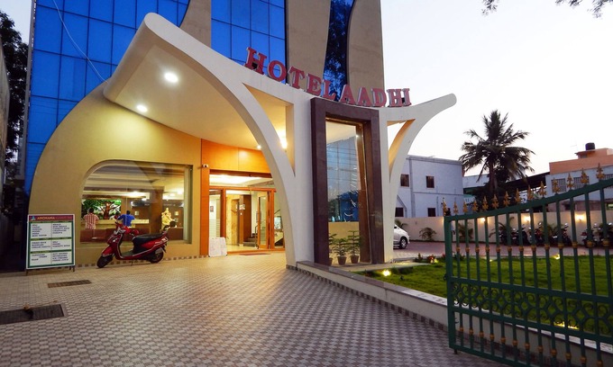 Mayiladuthurai Hotel | Hotel Aadhi