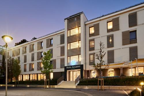 Esztergom Hotel | Hotel Adalbert Szent Tamás ház