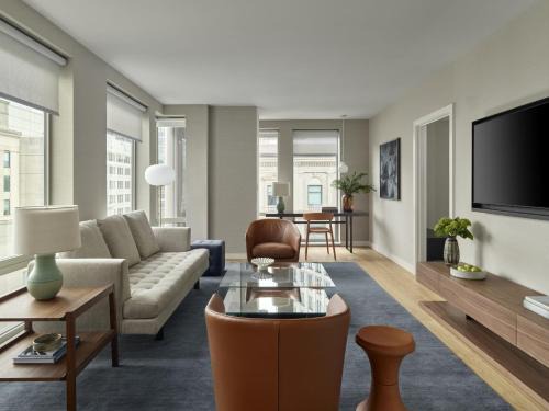 Back Bay East Hotel | Hotel AKA Back Bay
