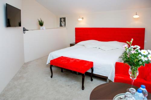 Pobiedziska Hotel | Hotel Alexandra