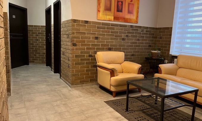 Retenice Hotel | Hotel Almond