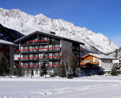 Saas Almagell Hotel | Hotel Alpenhof