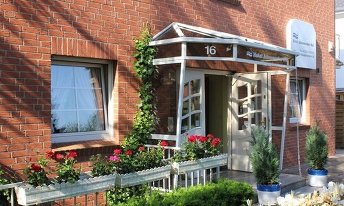Neugraben-Fischbek Hotel | Hotel Altenwerder Hof